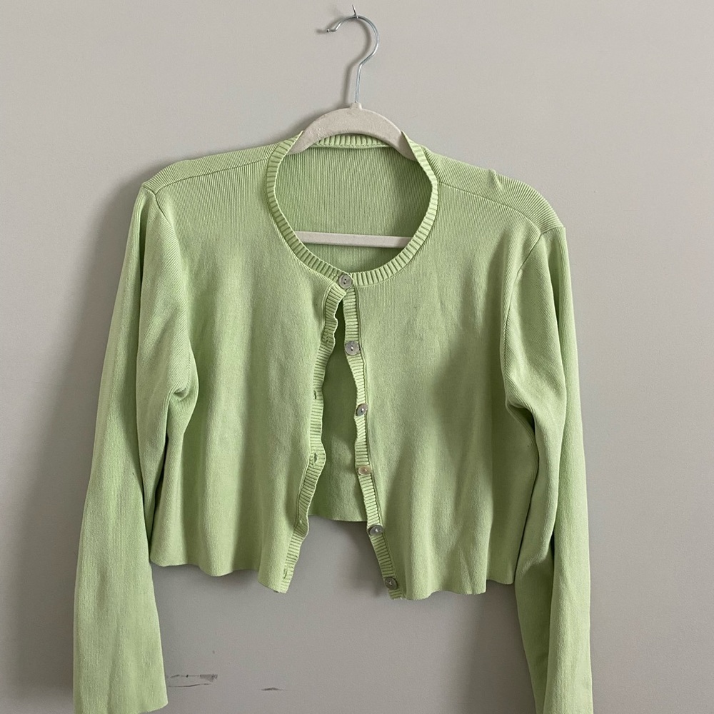Light green cropped button up jacket